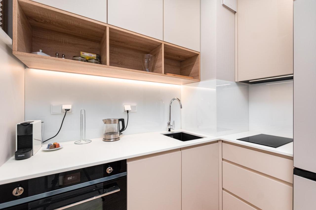 Apartament Solidarnosci By Your Freedom Warszawa Eksteriør bilde